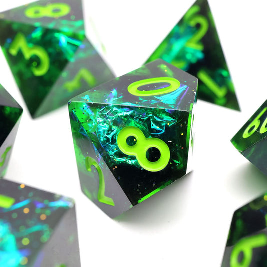 Necrotic Glimmer | Sharp Edge Dice | 7 Piece Set